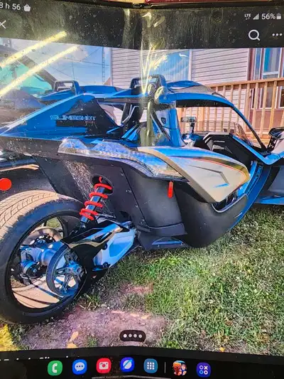 Pourrais considérer un trade pour un harley davidson le slingshot va très bien très peut de km mais...