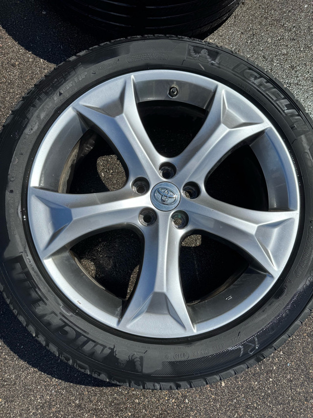 Venza rims / tires P245/50/R20 in Tires & Rims in Cambridge - Image 2