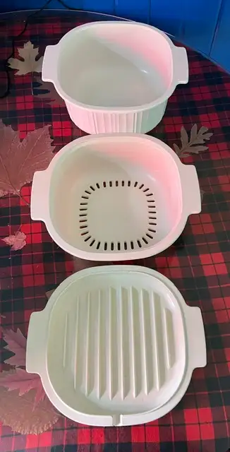 Vintage Rubbermaid Microwave Cookware/Steamer Set542524469664163841