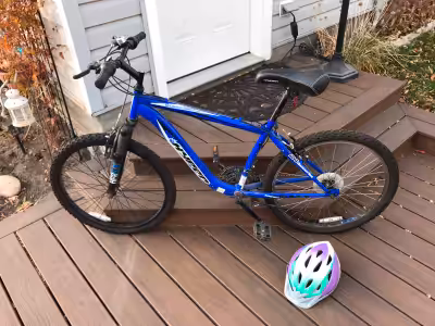 24-speed Youth Mountain Bike. Used very lightly. Great condition.