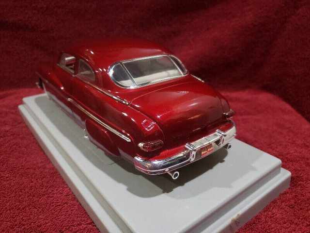 Ertl American Muscle ‘49 Mercury Lead Sled Candy Apple Red in Toys & Games in Sarnia - Image 3