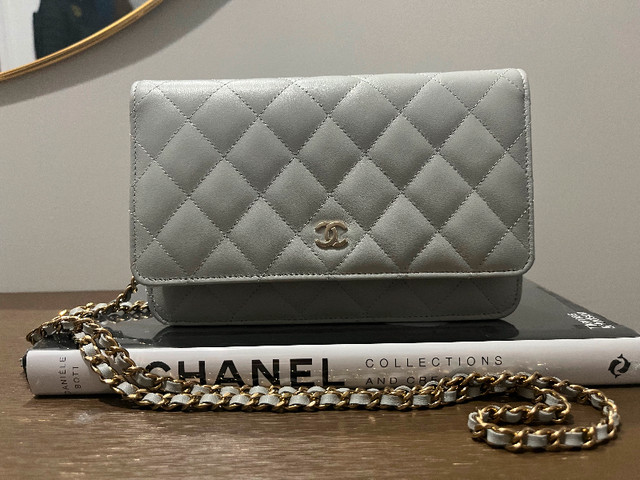 NWT Chanel Wallet on Chain in Light Grey Lambskin/Gold Hardware in Women's - Bags & Wallets in City of Toronto