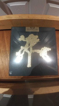 U2 super deluxe 7 lp box set. The joshua tree. Rare sealed