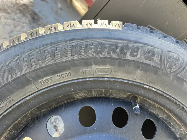 Ford Fusion winter rims and tires 225/55R17 in Tires & Rims in Regina - Image 5