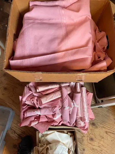 table cloths @napkins, View more