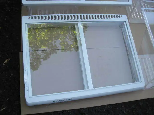 KENMORE (Sears) Refrigerator Parts - Divers Pieces Réfrigérateur in Refrigerators in City of Montréal - Image 4