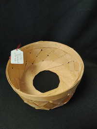 Round Wicker Basket with Hole