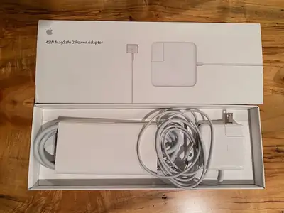 For sale is a brand new, never used, Apple 45 watt Magsafe 2 charger. Genuine Apple product, with bo...