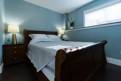 Boutique Guest Suite close to Downtown Victoria Nightly rates: $95/night One-time $50 cleaning fee M...