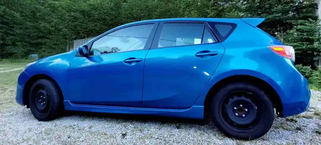 2013 Mazda3 Skyactiv 6 speed.