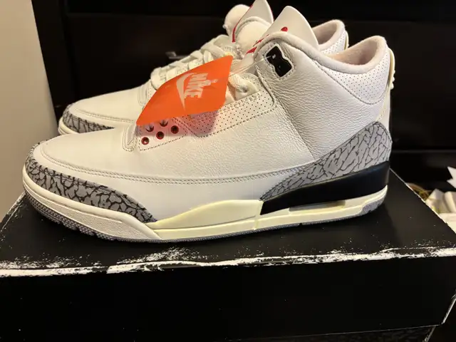 Jordan 3 White Cement Reimagined size 11 in Men's Shoes in City of Toronto - Image 6