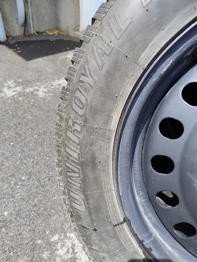 Used Winter tires 225/65R17 in Tires & Rims in Ottawa - Image 2