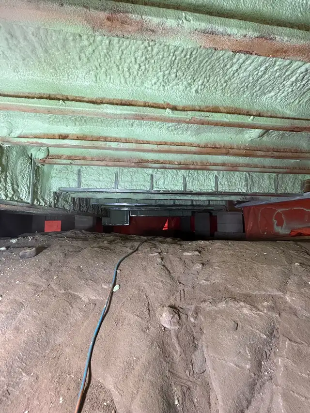 spray foam / blown insulation605944049146931204