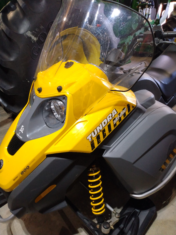 Mint Shape skidoo Tundra 800 in Snowmobiles in Gander - Image 3