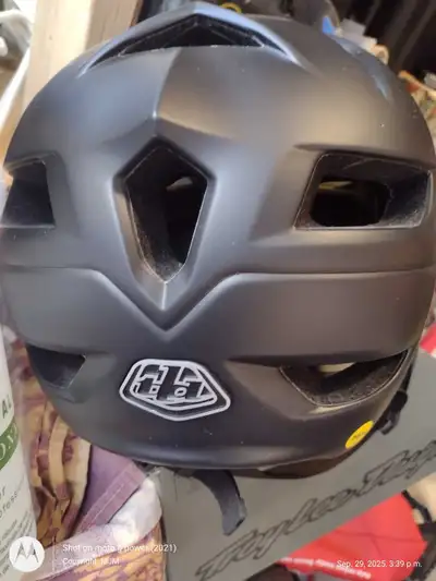 New!! Never Used!! Troy Lee A1 Mountain bike helmet, View more