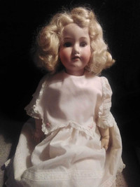 《 Antique 390 A.M.  German Bisque Doll 》