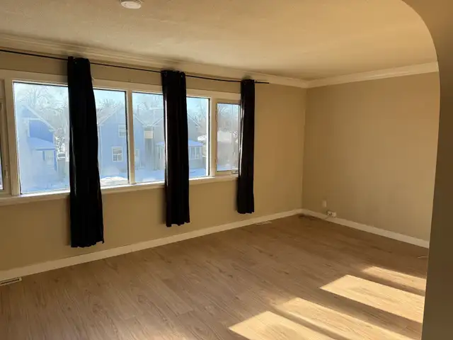 3 bedroom triplex for rent