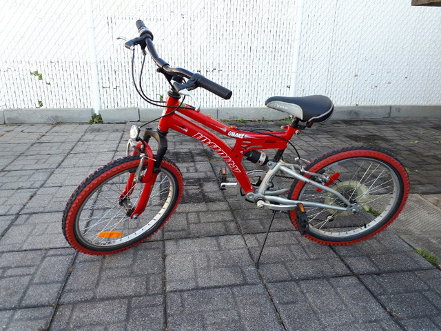Vélo pour enfants 20 pouces in Kids in Longueuil / South Shore - Image 2