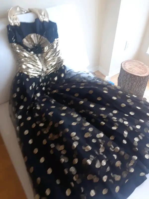 PROM GOWN size 1063347539947777123