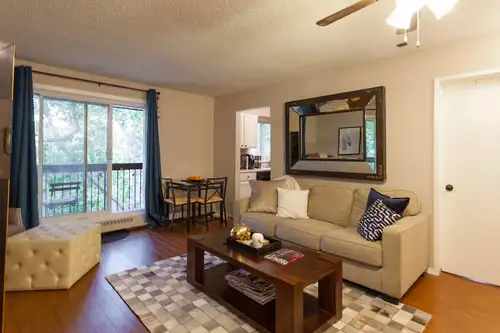 Come check out this cozy top-floor 2-bedroom condo in the sought-after Bankview area, available May...
