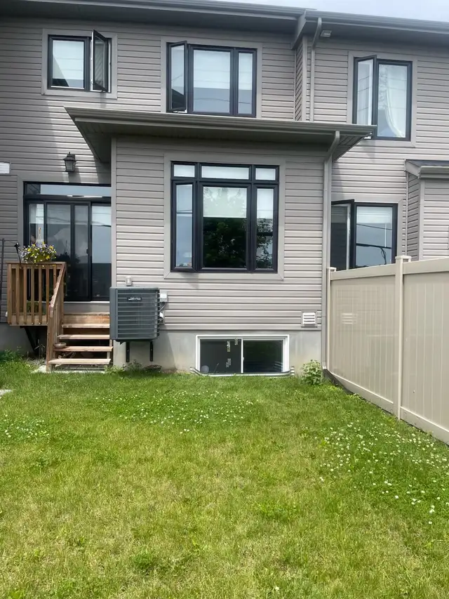 Stittsville Townhome Rental in Long Term Rentals in Ottawa - Image 15