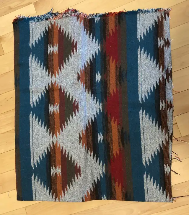 Fabric Piece in Hobbies & Crafts in City of Toronto - Image 2
