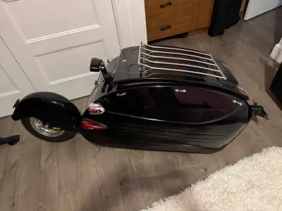 Belle remorque à vendre Marque cyclope 2 Porte bagage sur le dessus Roue de secours Année 2022 Très...