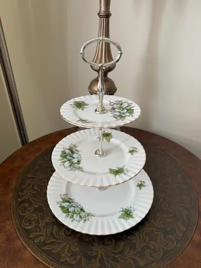 Royal Albert Trillium-3 tier cake stand , View more