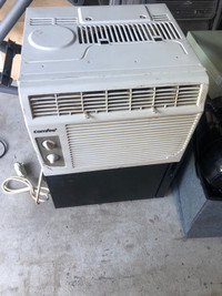 Congee window air conditioner 