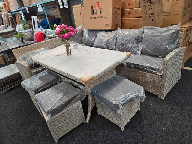Beautiful new style outdoor patio furniture set for sale in Patio & Garden Furniture in Markham / York Region