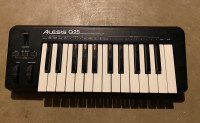 Alesis Q25 MIDI keyboard 