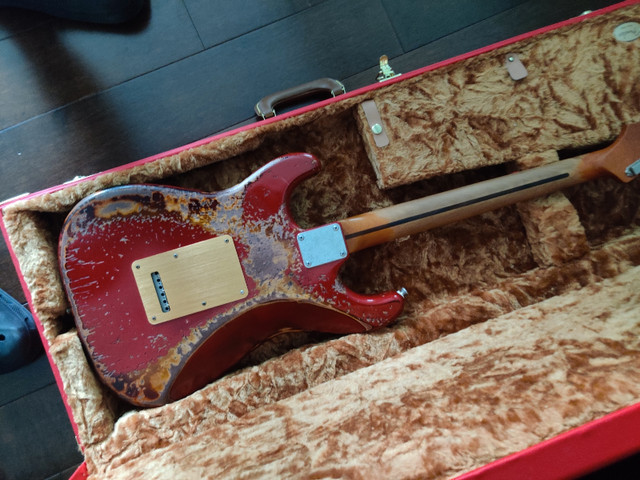 Custom Fender Stratocaster Heavy Relic in Guitars in Delta/Surrey/Langley - Image 2
