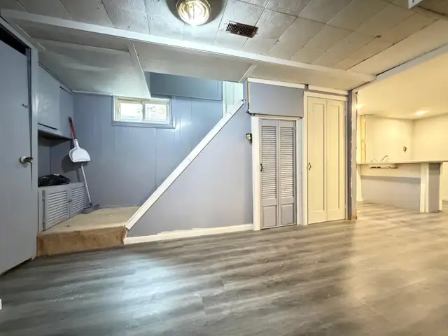FOR SALE in Houses for Sale in London - Image 24