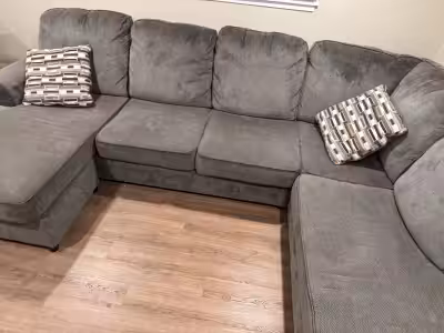 Hi I’m selling my sectional sofa I bought this one for almost 2000 dollars from Ashley home store la...