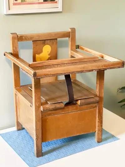 Vintage 1950 Chaise Pot de Propreté en Bois pour Enfant, View more