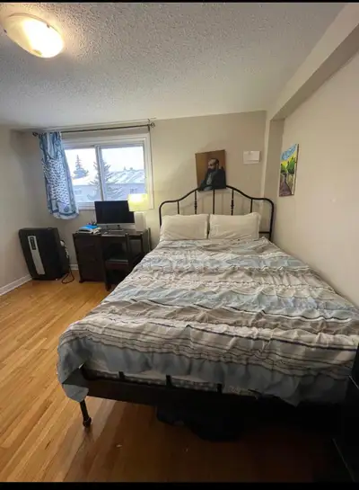 Room Available for Rent in 3-Bedroom Townhome! We have a spacious room available in a cozy 3-bedroom...