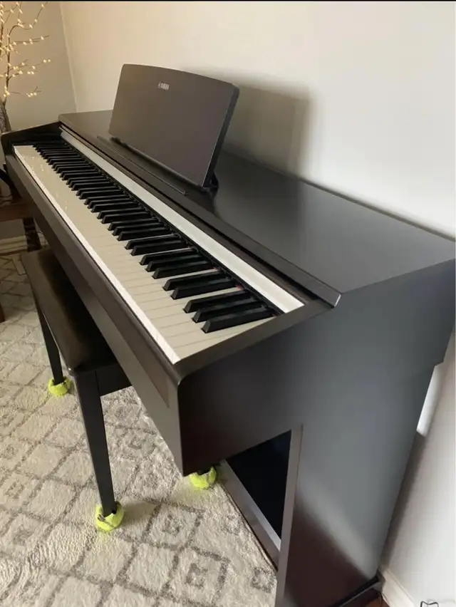 Yamaha Black Piano w/Bench in Pianos & Keyboards in Dartmouth - Image 5