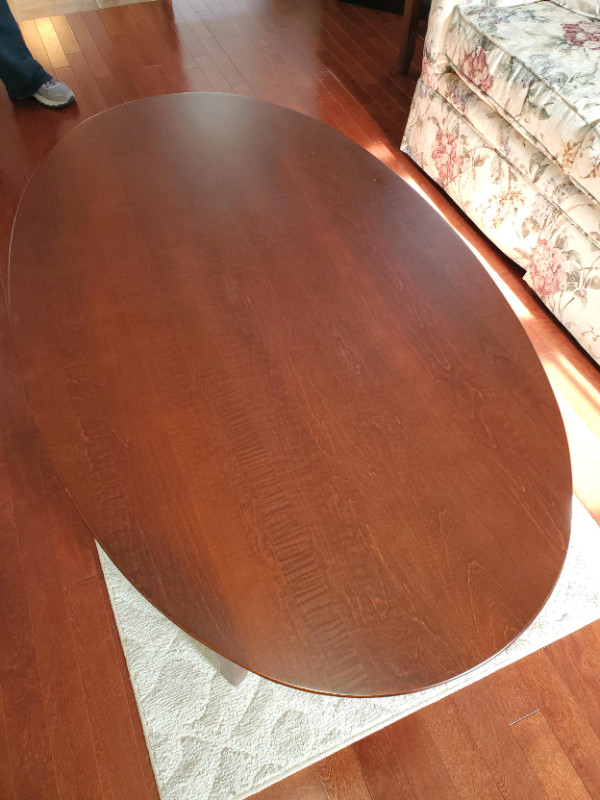 Solid Maple Coffee Table in Coffee Tables in Saint John - Image 2