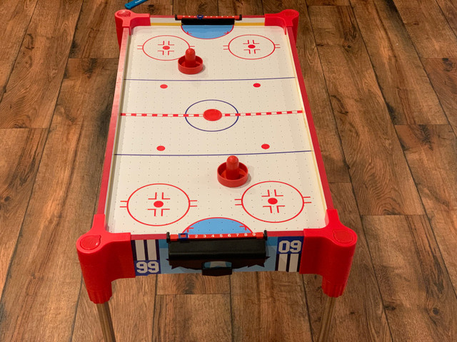 Small Air Hockey Table in Toys & Games in Peterborough - Image 2