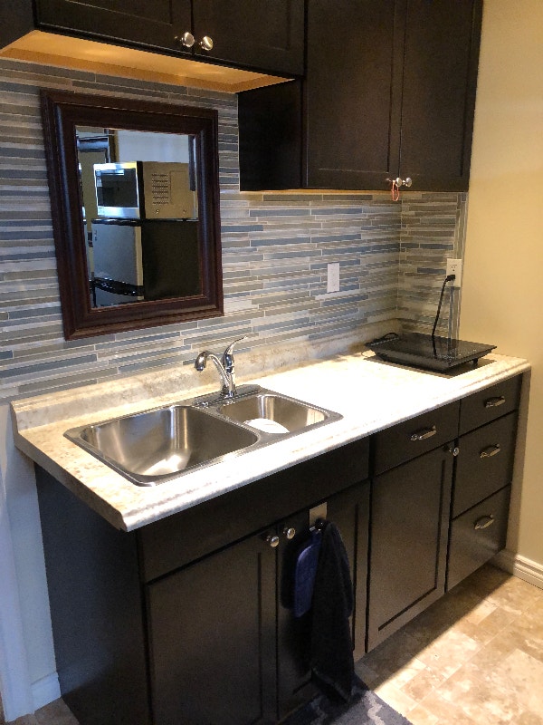 WEEKLY 350 1Bdrm Lower Furnished Private Apt Port Dover Long Term