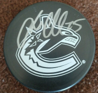 Autographed Hockey Puck Vancouver  Canucks