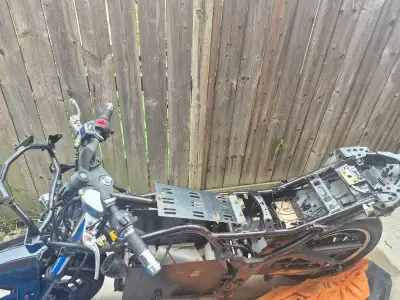 kawasaki ninja 300 been in an accident a wild back need it gone ASAP
