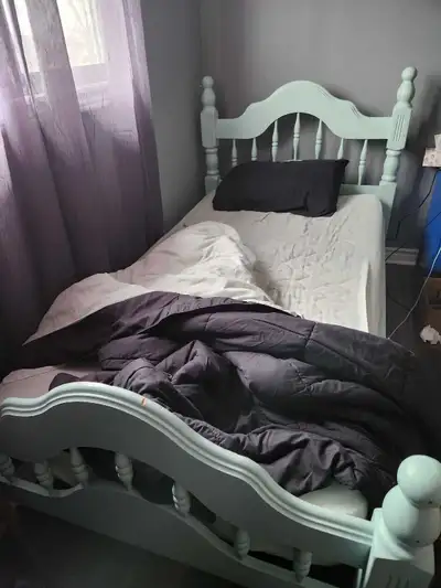 twin bed, View more