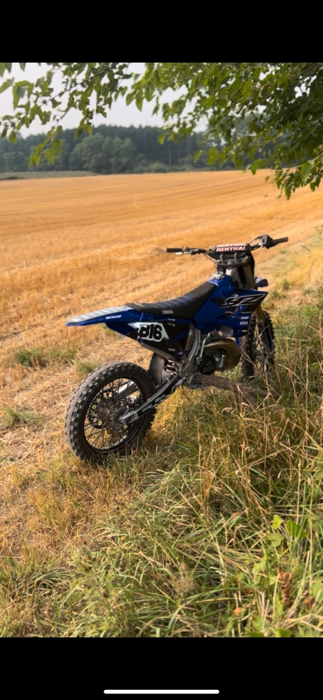 yz250 2 stroke in Dirt Bikes & Motocross in Grand Bend - Image 2