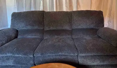 Reclining couch for sale, near perfect condition. 650 OBO Delivery is available for addition 50 Made...