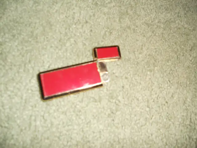 Lighter / pocket lighter nice condition in Other in Kitchener / Waterloo - Image 2
