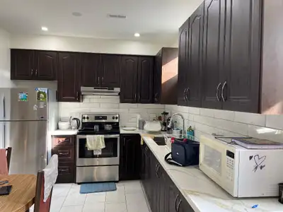 1 bedroom, 1 bath,living space kitchen included, shared laundry by Countryside and McVean.