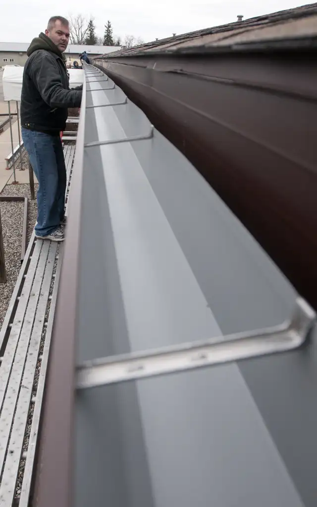 Gutter and Gutter Protection Installer Contractors Needed ASAP!511715716335544323