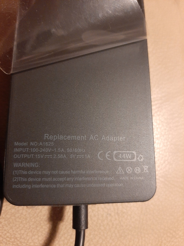 MS Surface Power adapter 44w dans Autre  à Ville de Montréal - Image 4