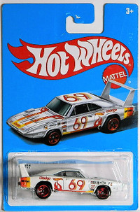 Hot Wheels 1/64 '69 Dodge Charger Daytona Target Exclusive